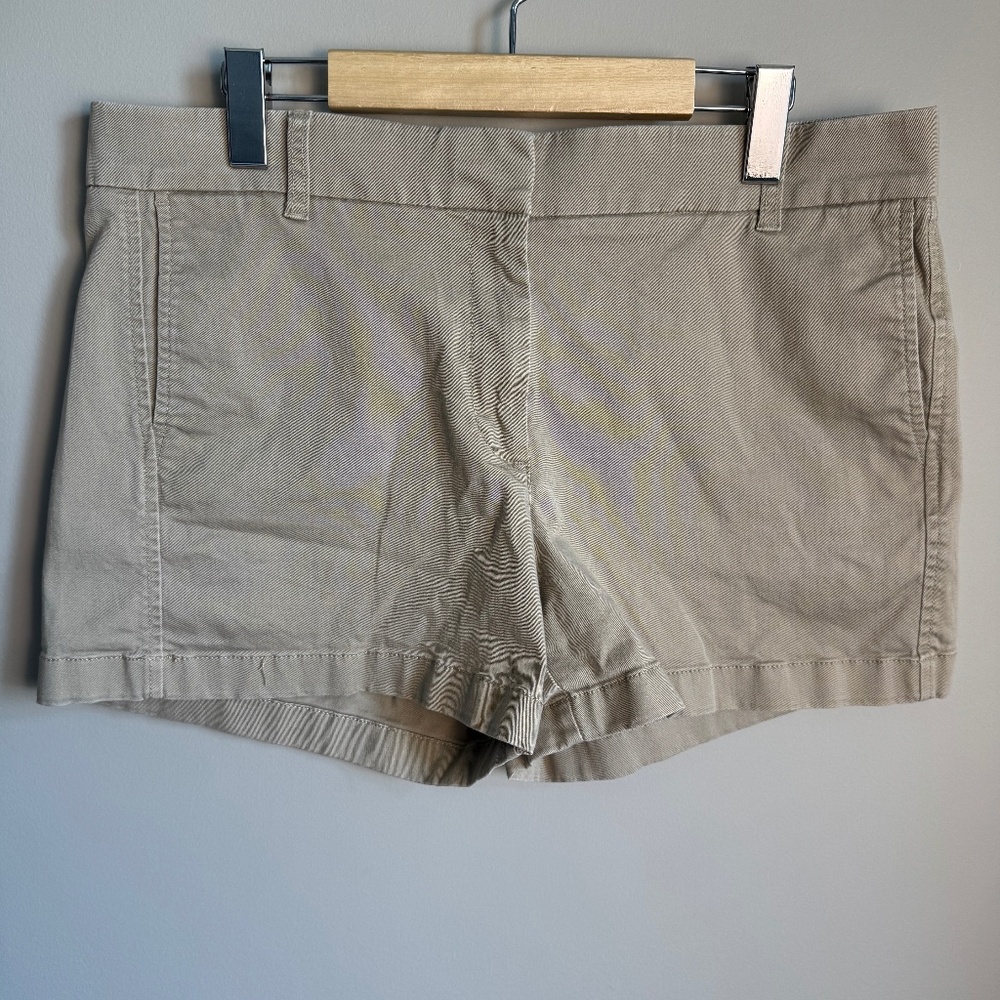 J. Crew Re-Imagined Women's Chino Casual Khaki Shorts Tan Size 12 Hiking Outdoor